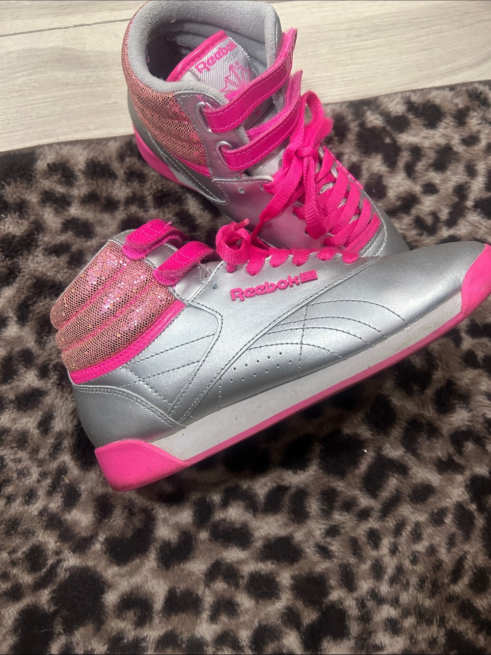 Reebok Kids Metallic Silver & Pink High-Top Sneakers